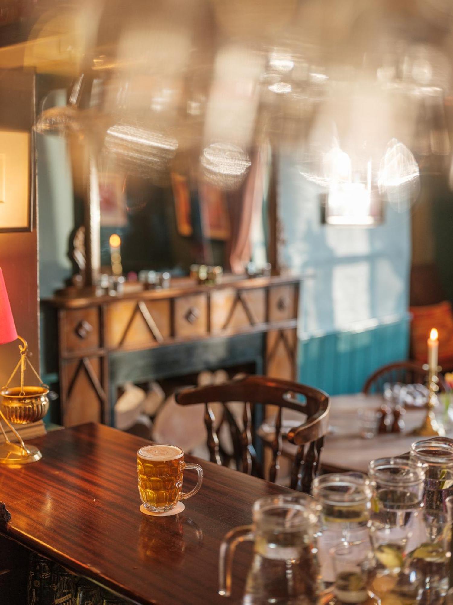 Готель The Grosvenor Arms Hindon Екстер'єр фото