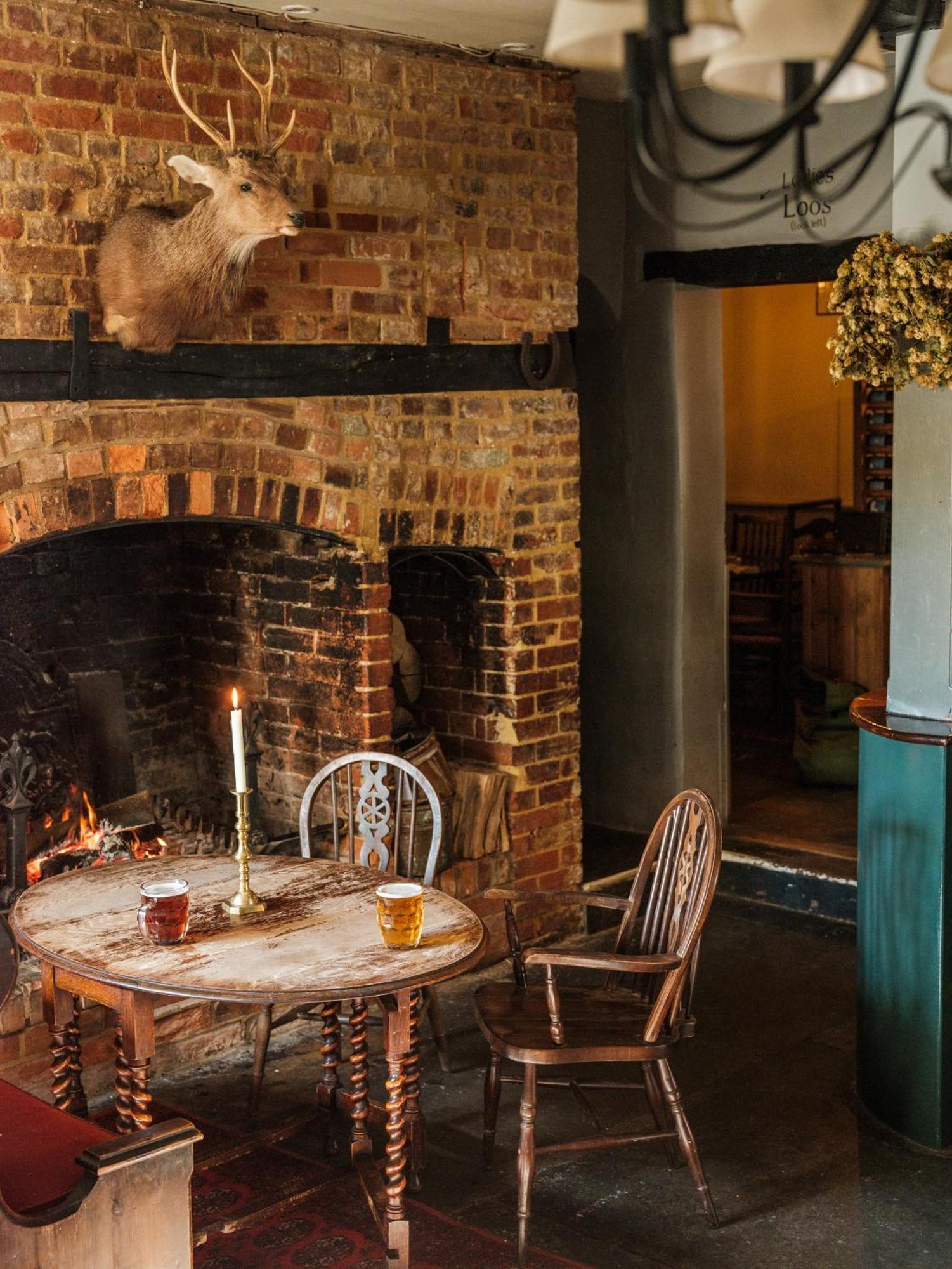 Готель The Grosvenor Arms Hindon Екстер'єр фото