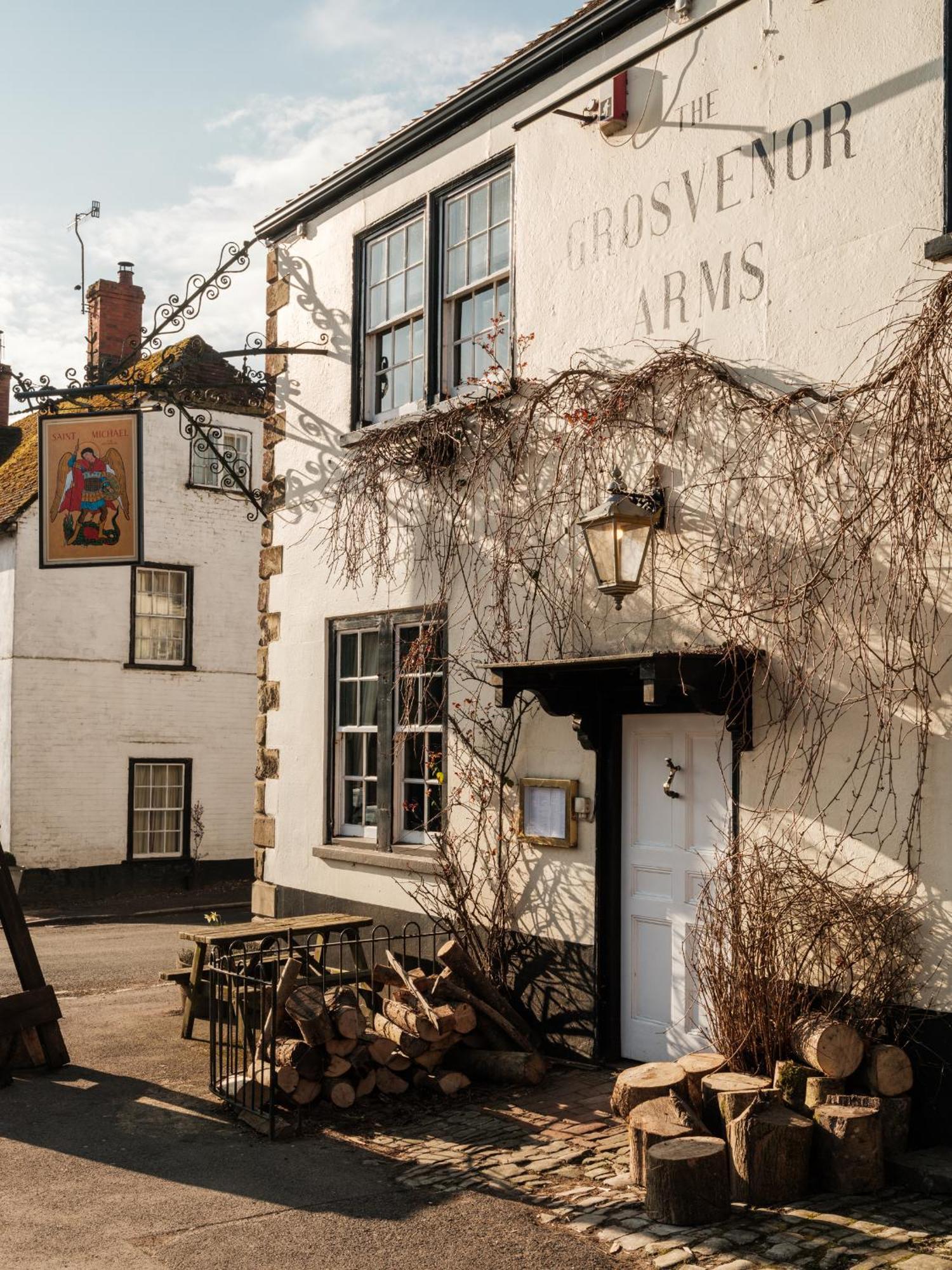 Готель The Grosvenor Arms Hindon Екстер'єр фото